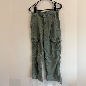 American Eagle Green Wide Leg Cargo Pants